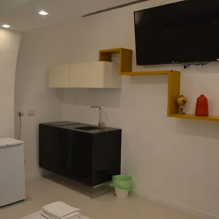 Corte Cairoli And Modugno