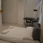 Corte Cairoli And Alojamento de Acomodação e Pequeno-almoço