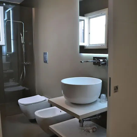 Corte Cairoli And Oda ve Kahvaltı 4*