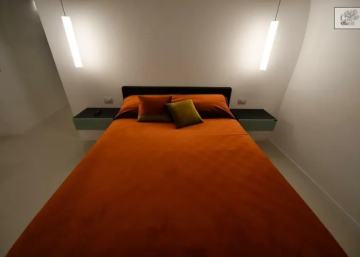 Corte Cairoli And Modugno